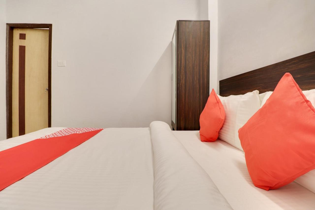 Hotel O The Velvet Chinhat Tiraha エクステリア 写真